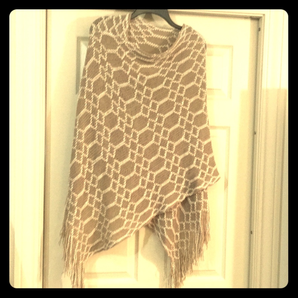 Pull over poncho